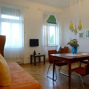 2* Aparthotel Maximillian